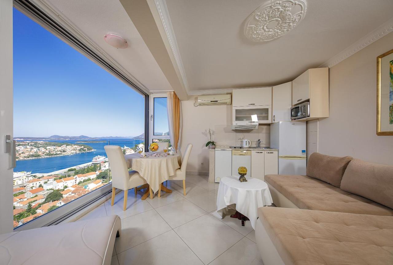 One-Bedroom Apartment Balcony