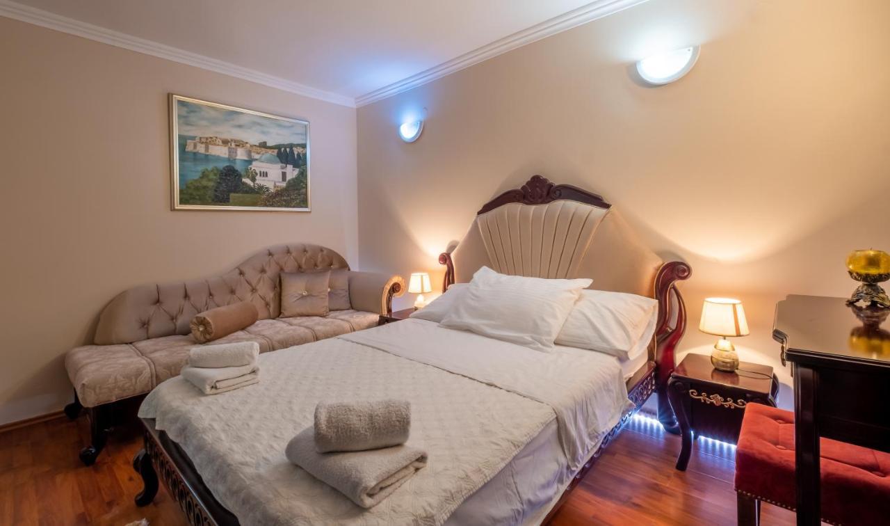 One-Bedroom Apartment Balcony