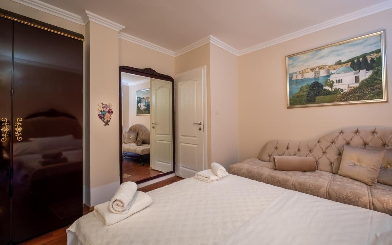 One-Bedroom Apartment Balcony