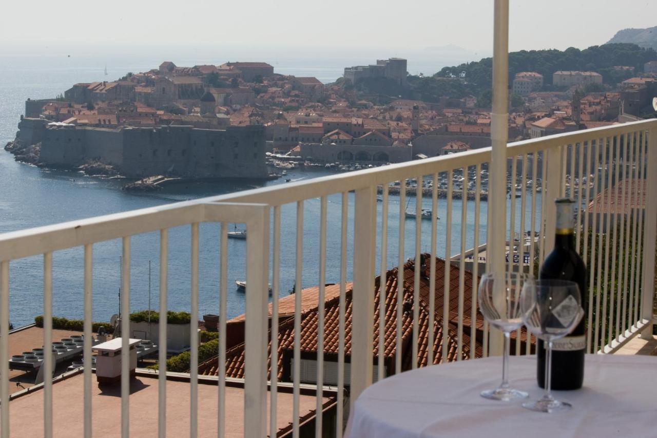 Premium Two Bedroom Apartment Balcony Sea View