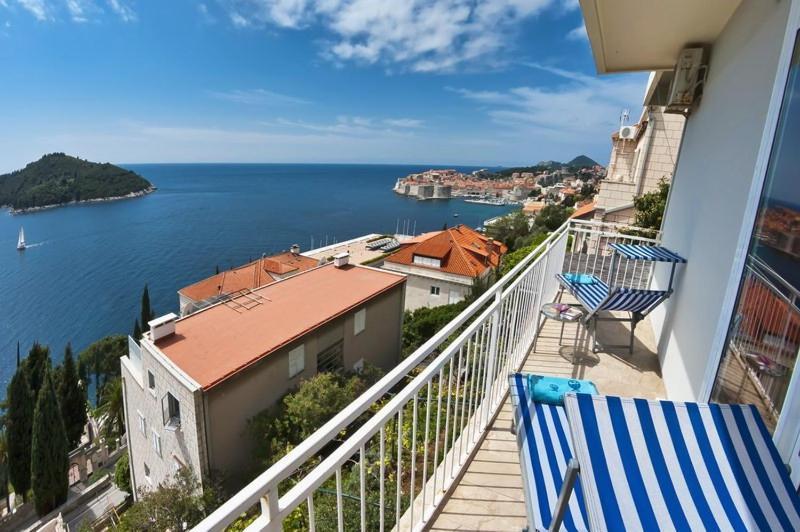 Superior Two Bedroom Apartment Balcony Sea View