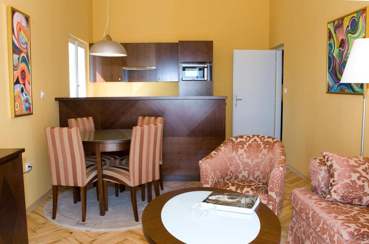 Premium One Bedroom Apartment Balcony Sea View