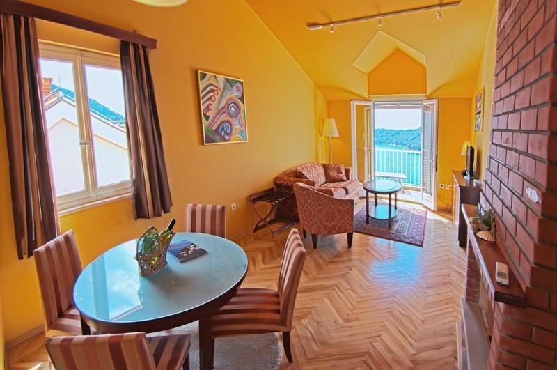 Superior One Bedroom Apartment Balcony Sea View