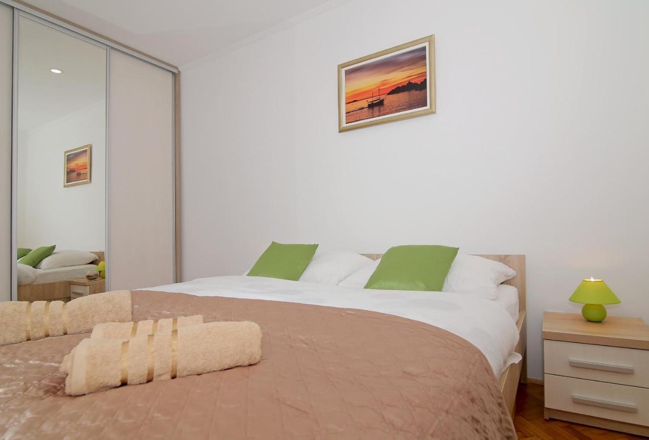 Superior One Bedroom Apartment Terrace City View'