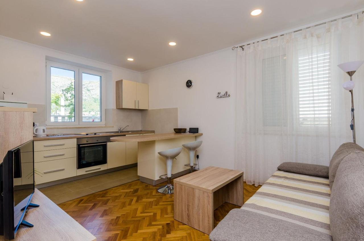 Superior One Bedroom Apartment Terrace City View'
