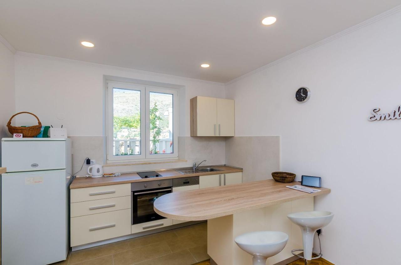 Superior One Bedroom Apartment Terrace City View'