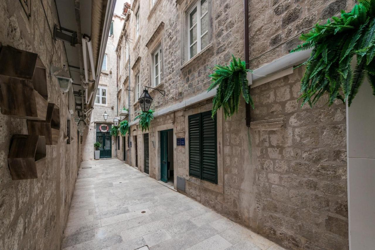 Two-Bedroom Apartment 4 Lucarica 4 Street