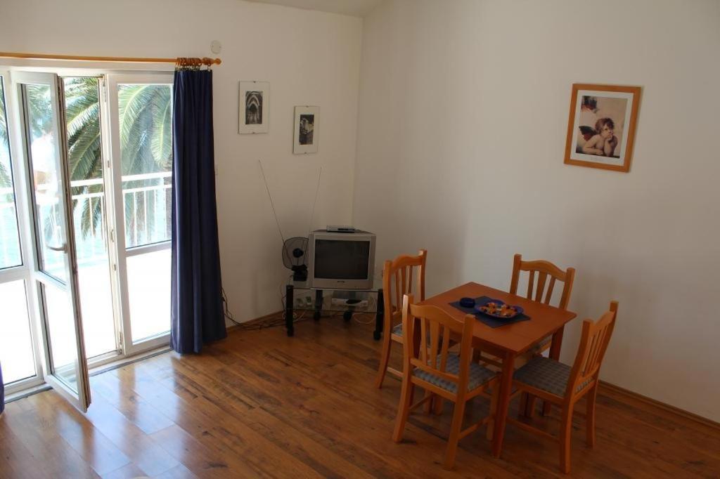 Standard Studio Apartment Terrace Sea View