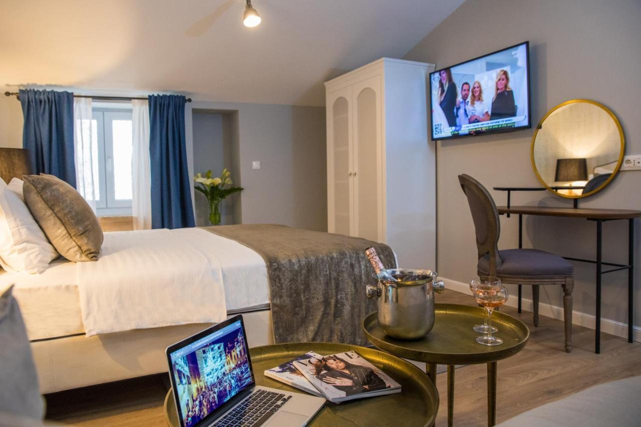 Deluxe Junior Suite