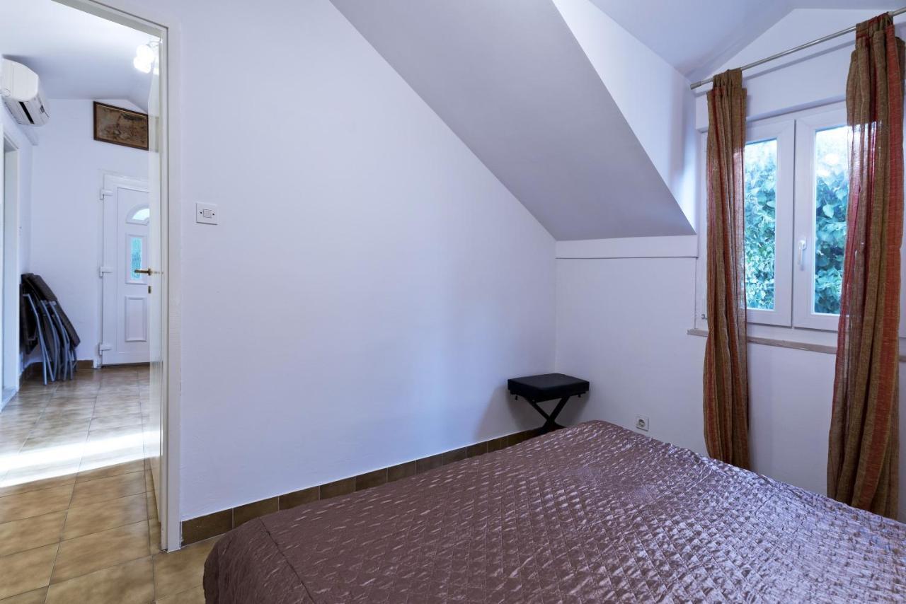 One-Bedroom Apartment Balcony