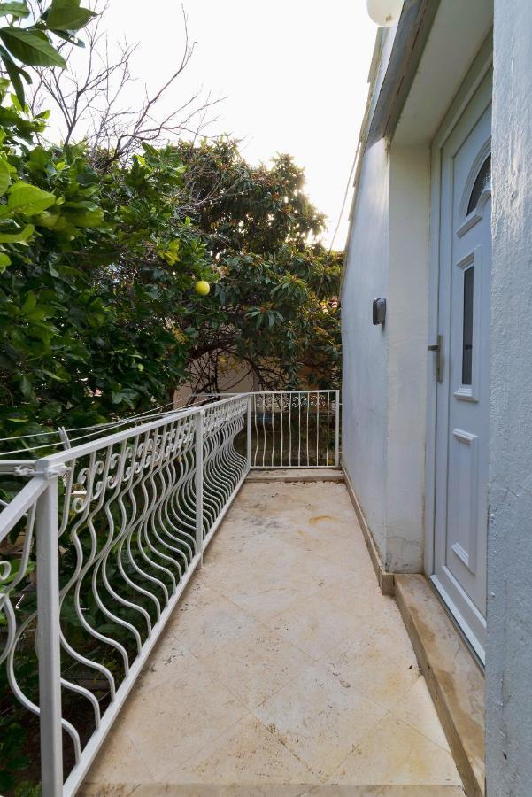 One-Bedroom Apartment Balcony