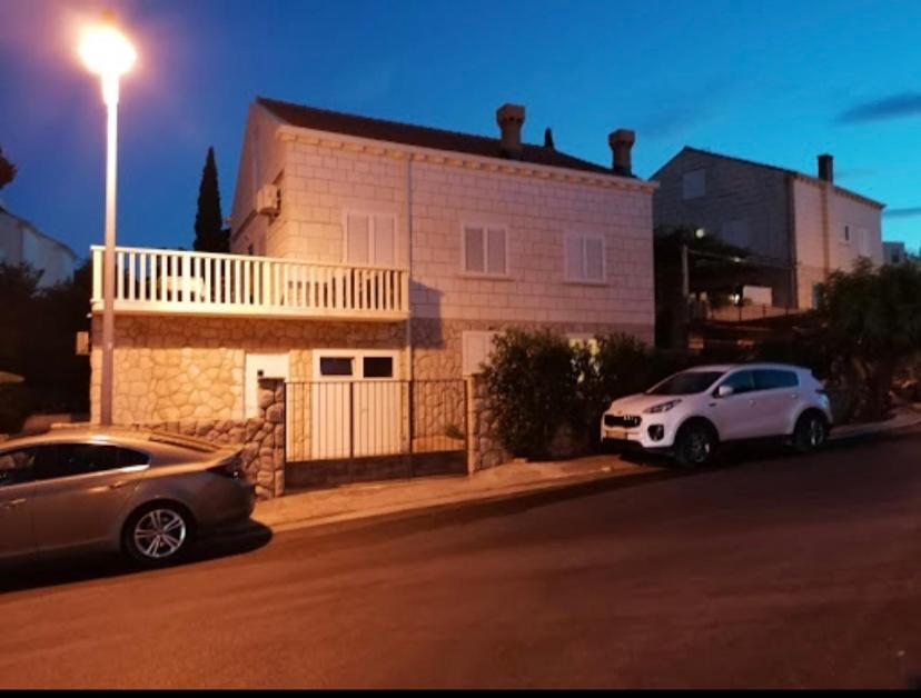 Superior Studio