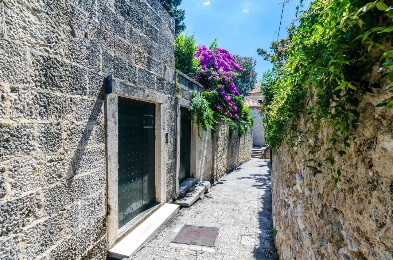 Studio Apartment Terrace Sea View