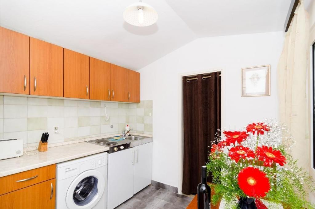 Studio Apartment Terrace Sea View