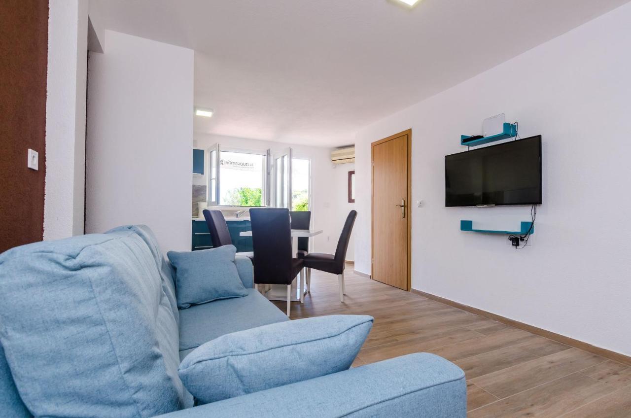 One-Bedroom Apartment Shared Terrace