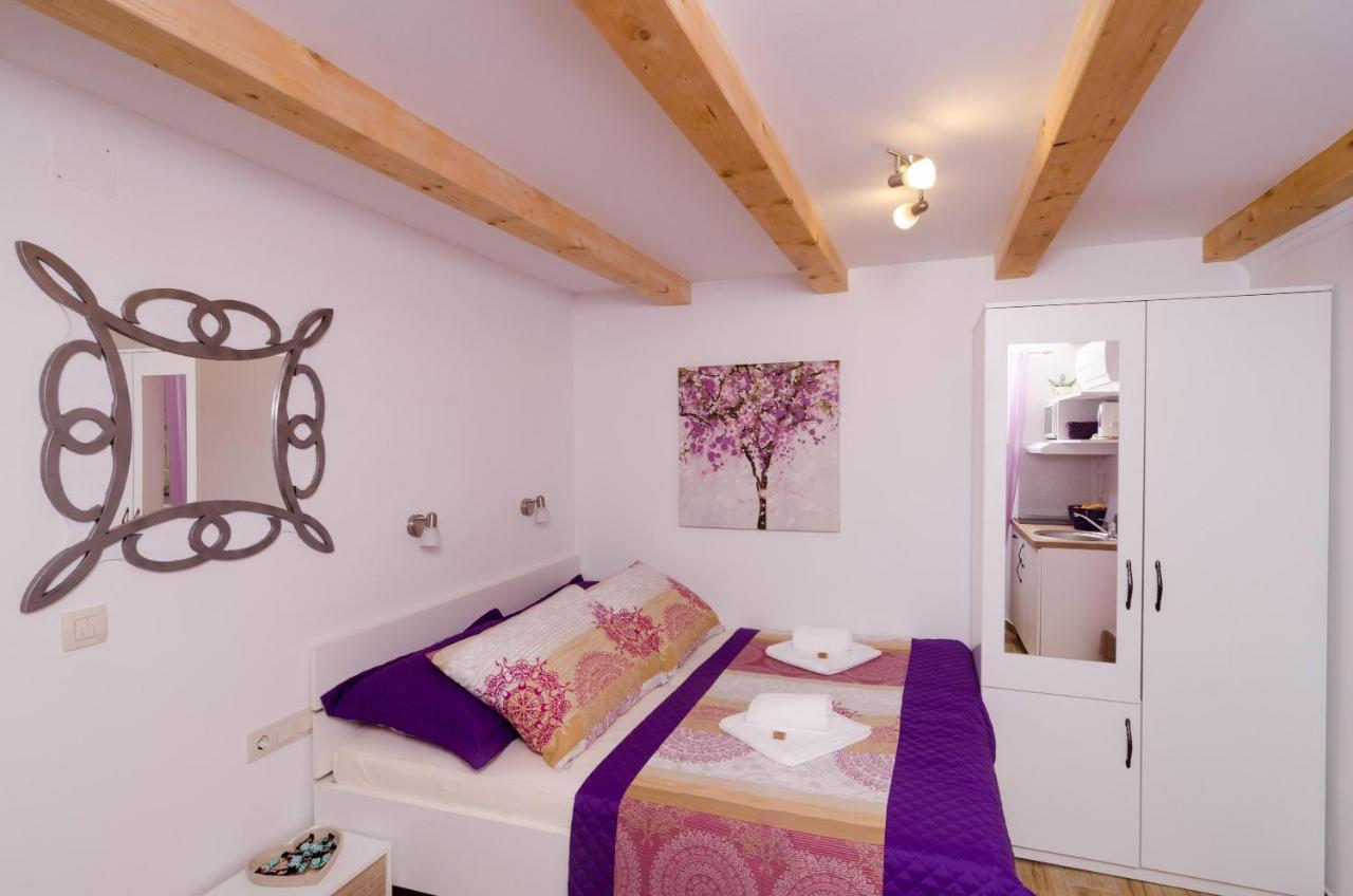 Studio Apartment Ground floor