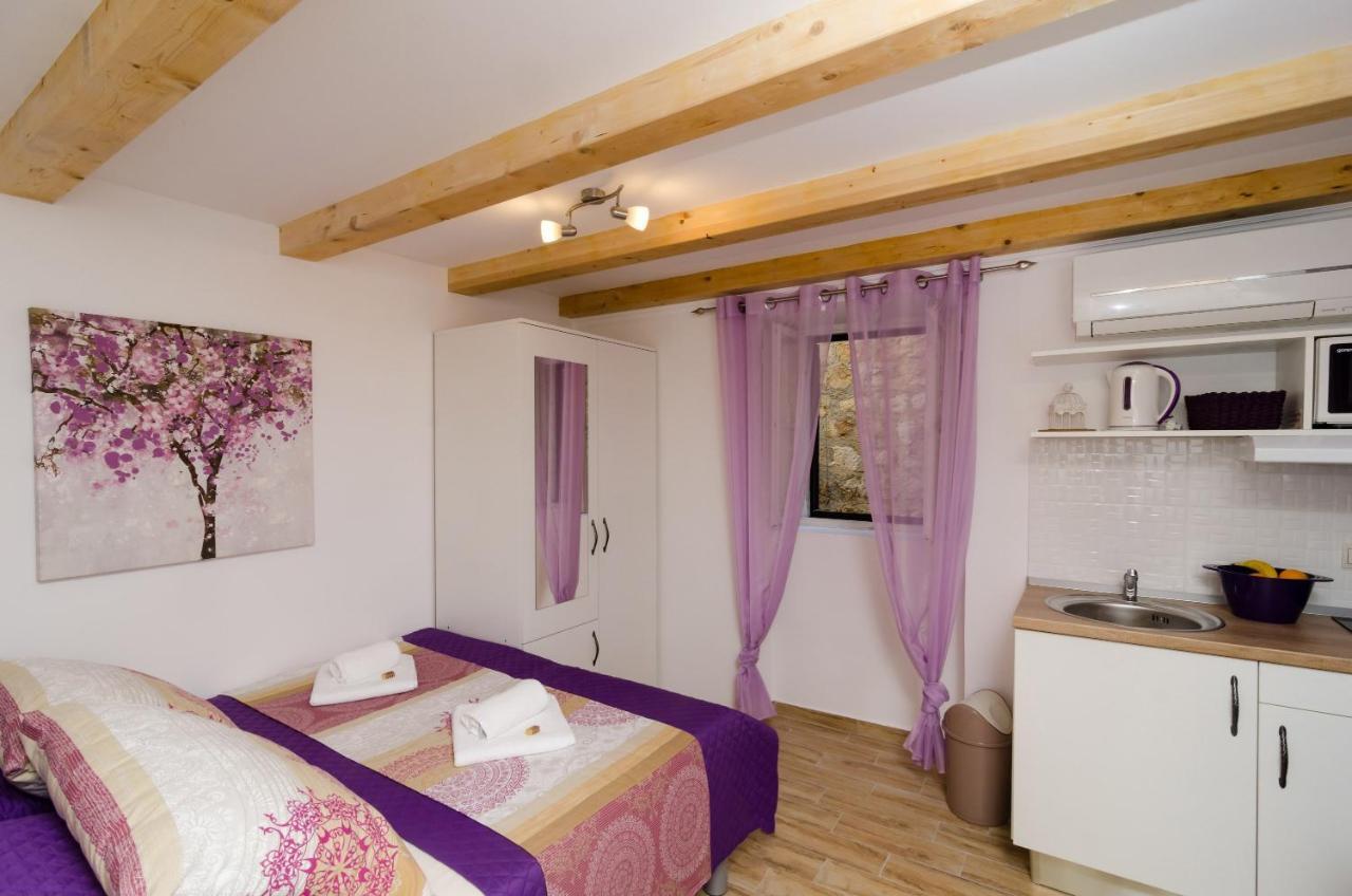 Studio Apartment Ground floor