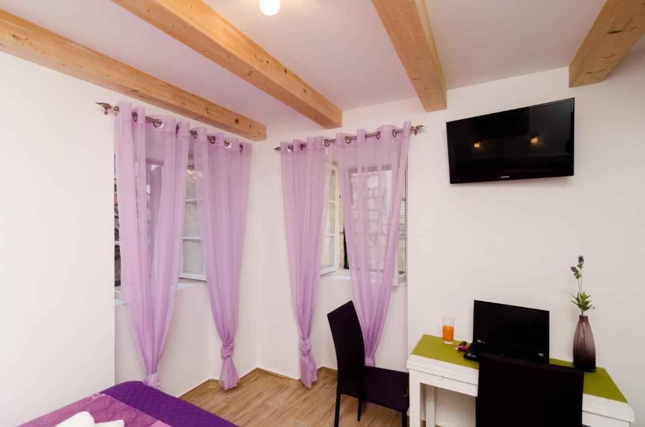 Studio Apartment City View