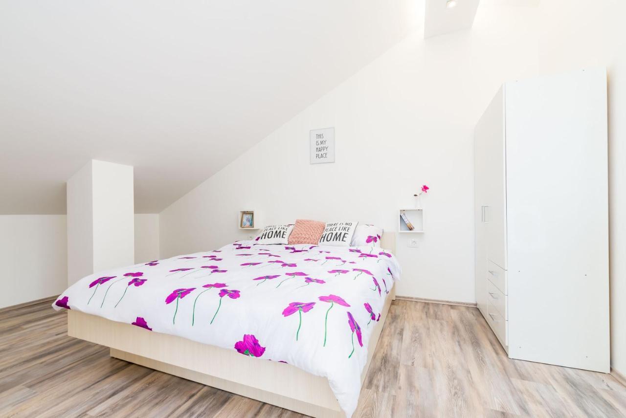 Luxury Studio Apartment Balcony