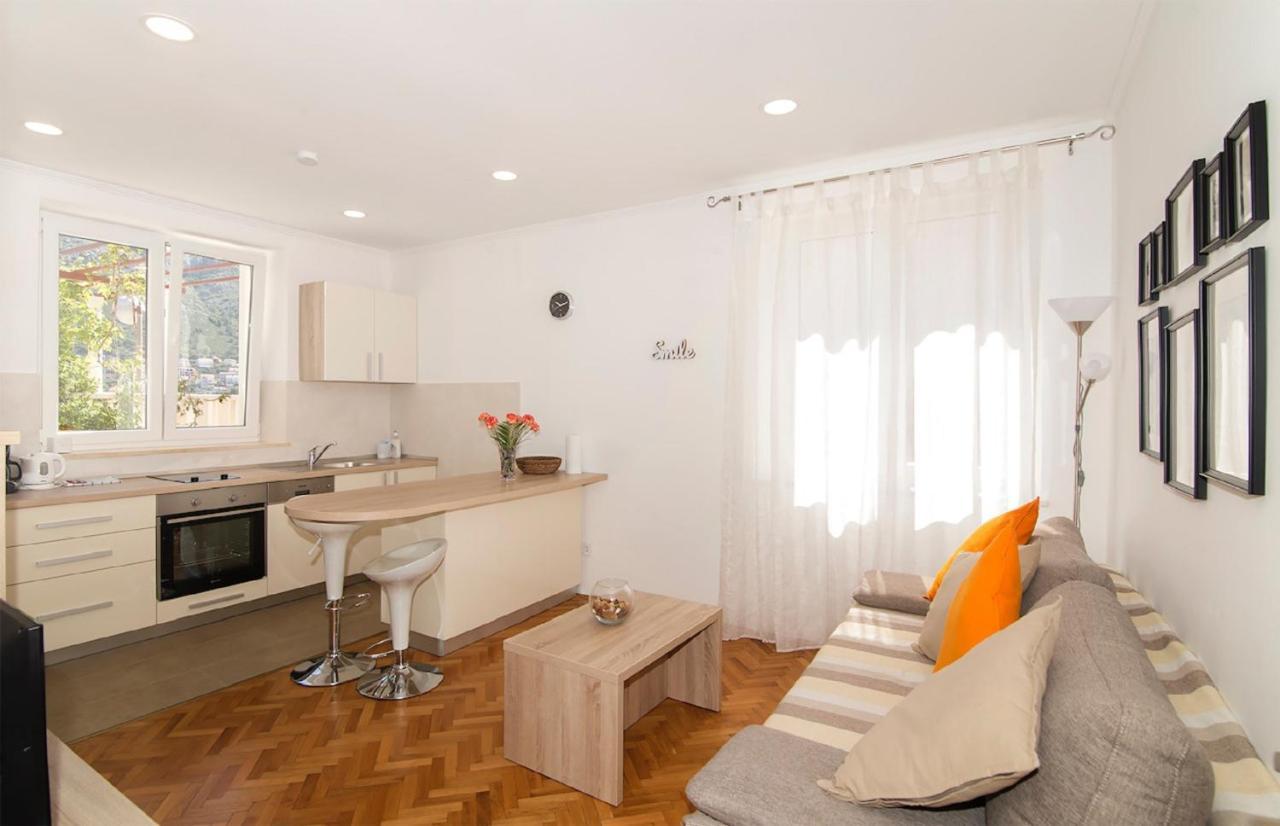 Superior One Bedroom Apartment Terrace City View'