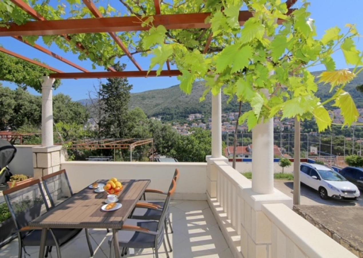 Superior One Bedroom Apartment Terrace City View'