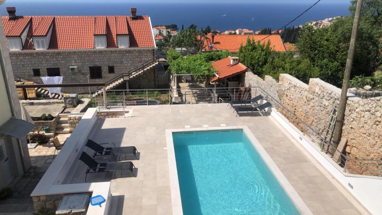 Studio Terrace