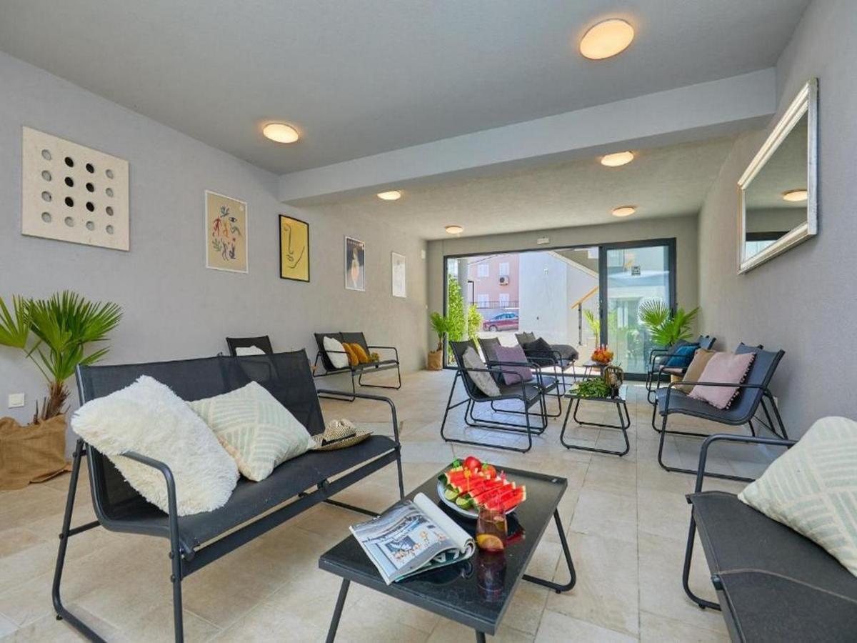 Superior Studio Apartment with Terrace