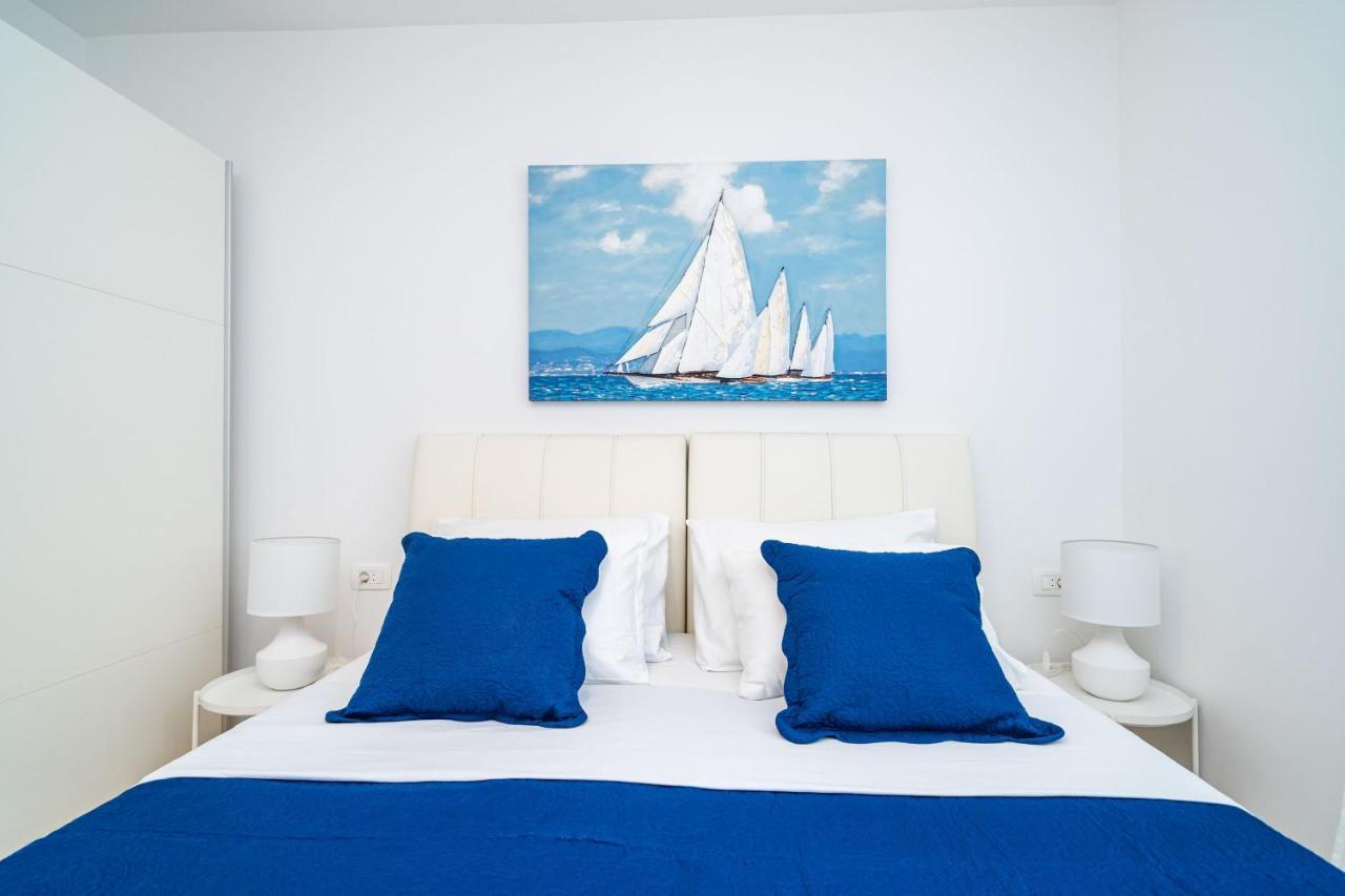 Two bedroom apartment Balcony