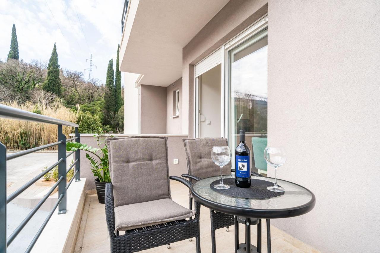 Two bedroom apartment Balcony