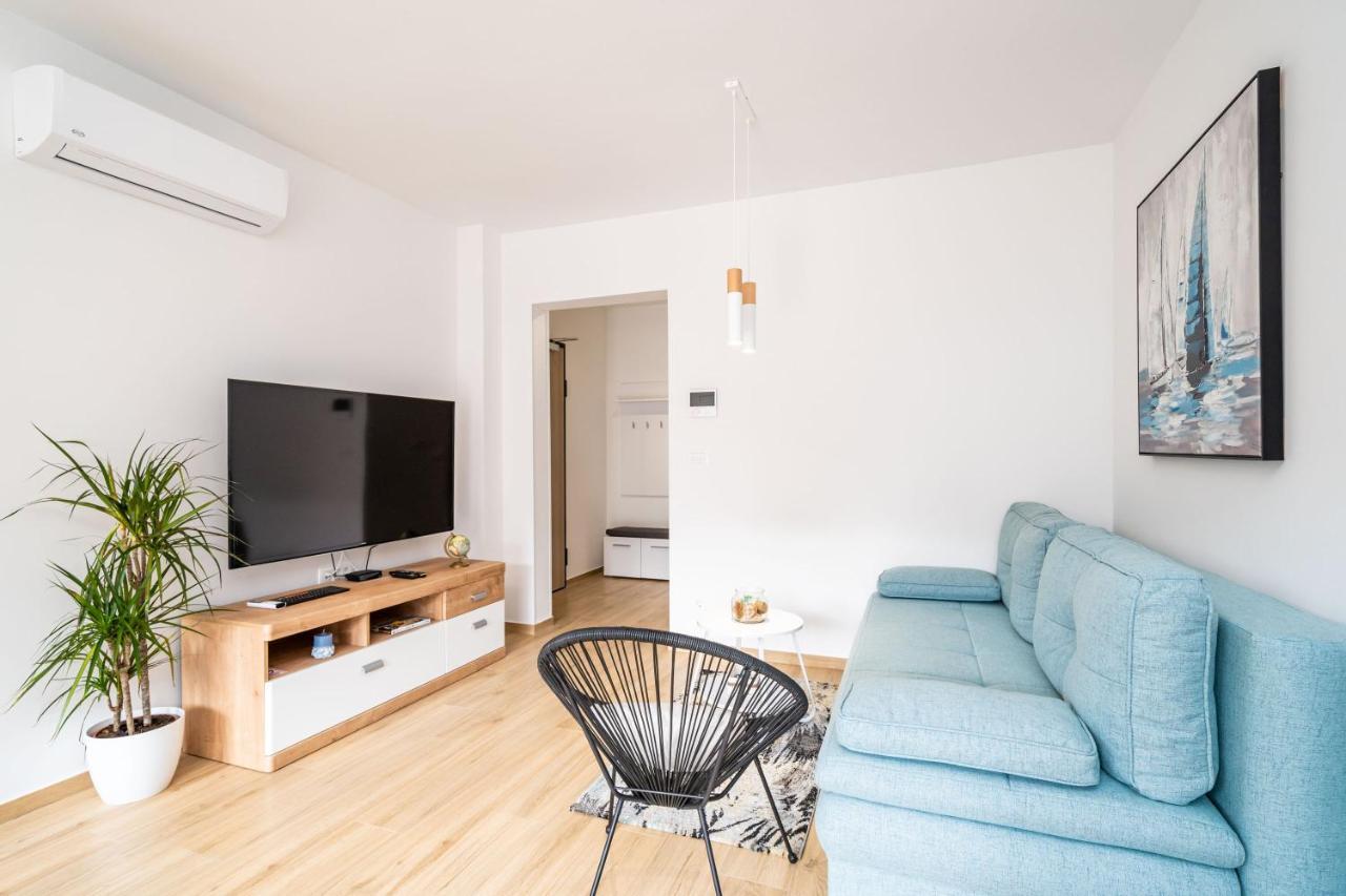 Two bedroom apartment Balcony