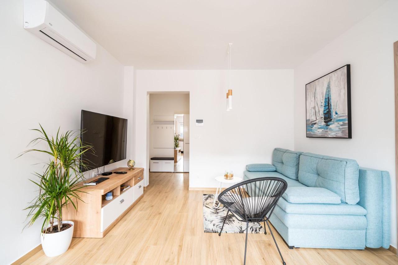 Two bedroom apartment Balcony