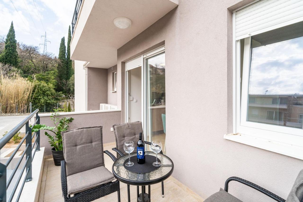 Two bedroom apartment Balcony