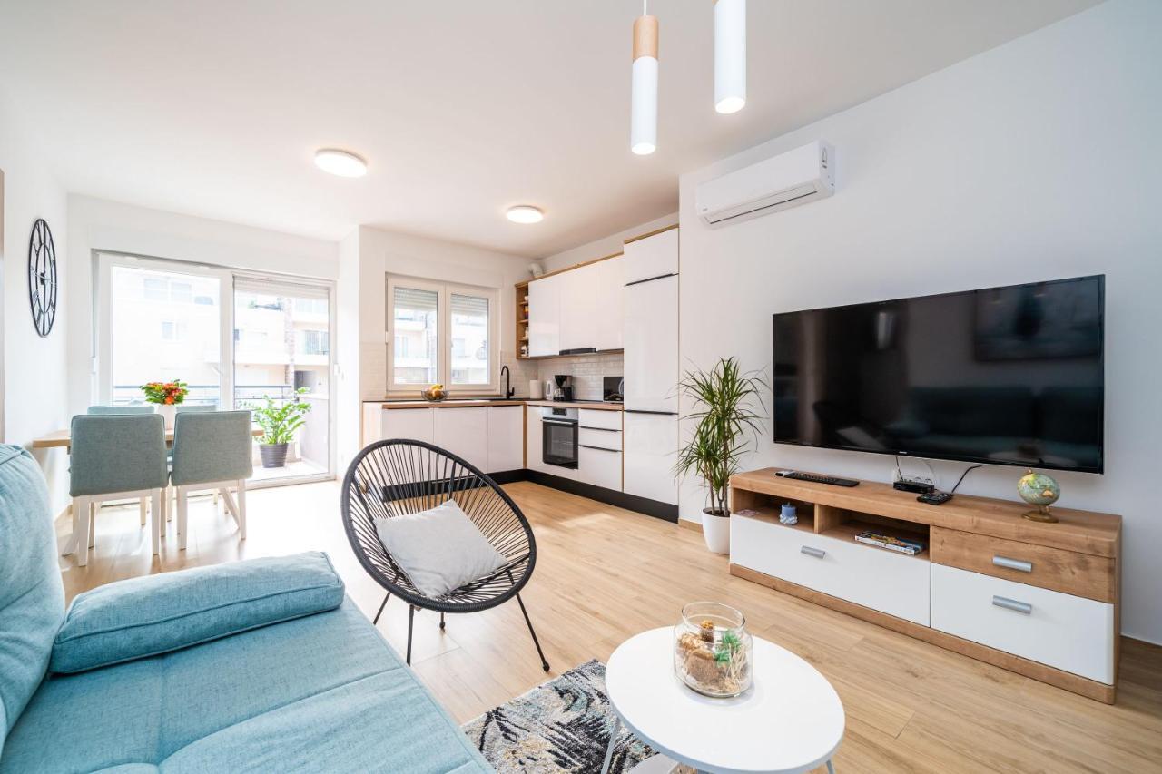 Two bedroom apartment Balcony