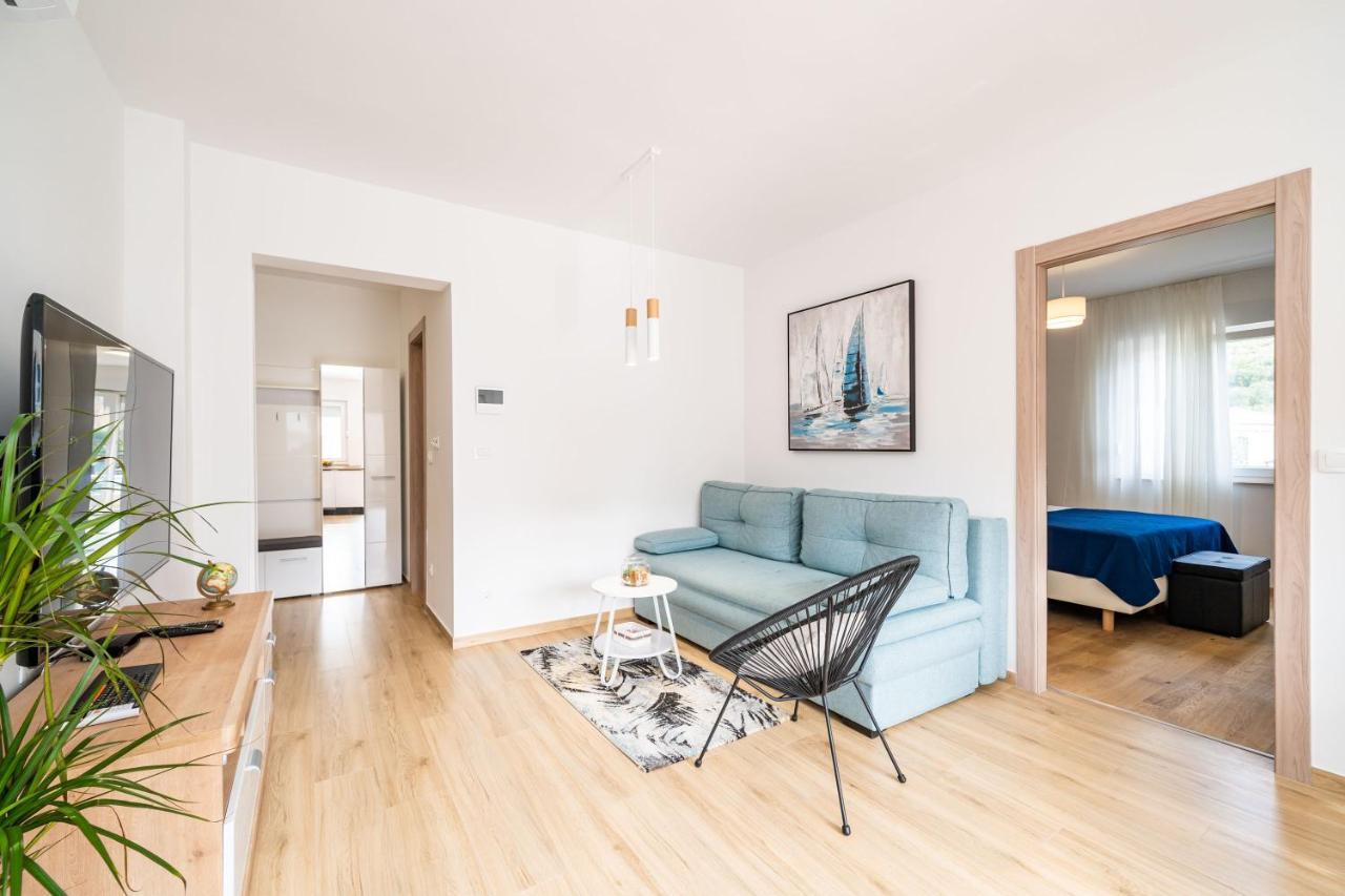 Two bedroom apartment Balcony