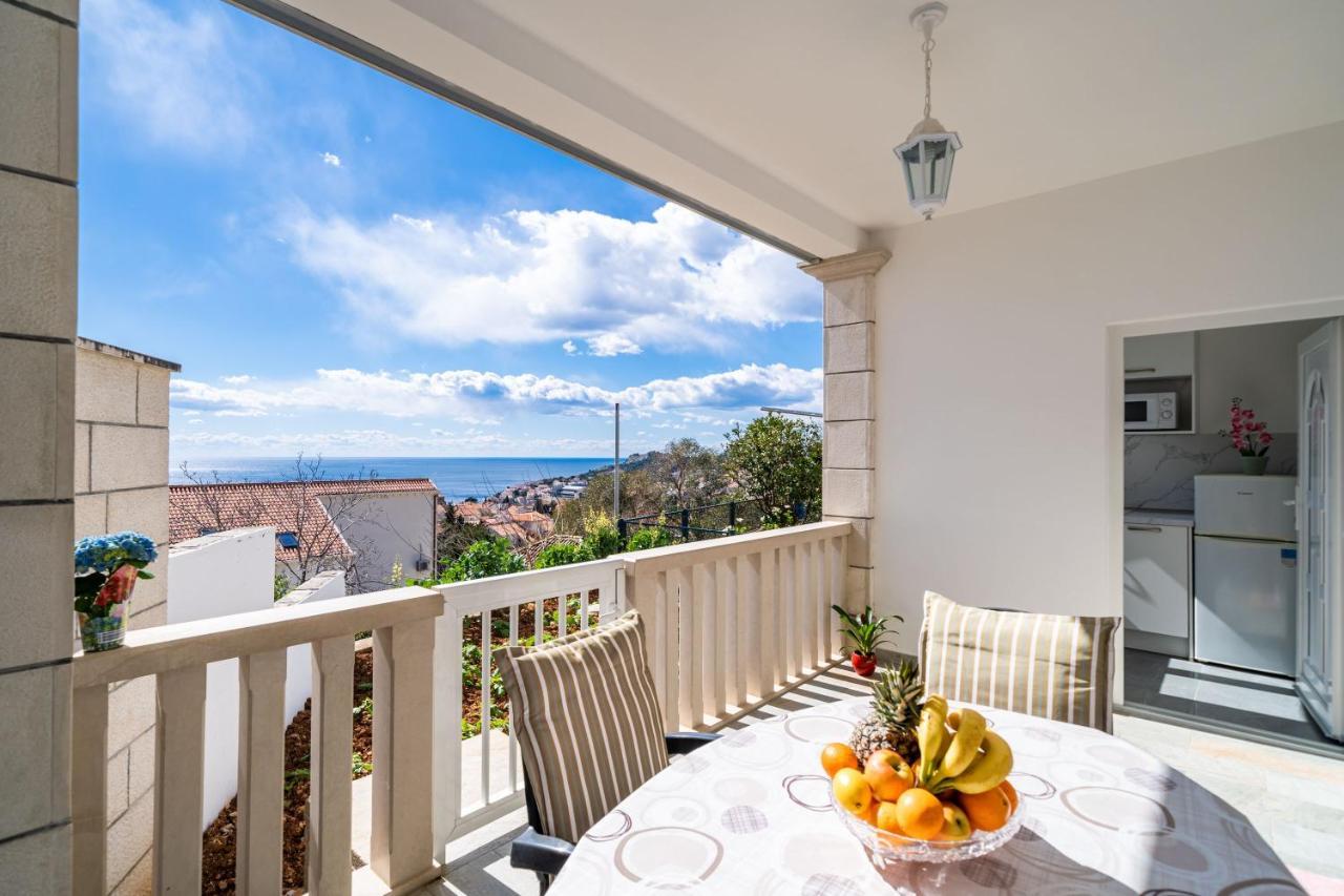 One Bedroom Apartment Balcony Sea View