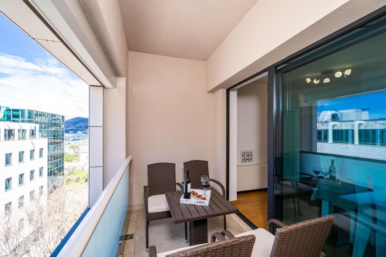 Two Bedroom Apartment Balcony City View