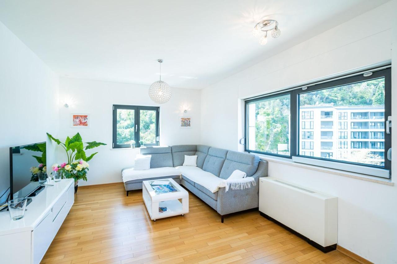 Two Bedroom Apartment Balcony City View