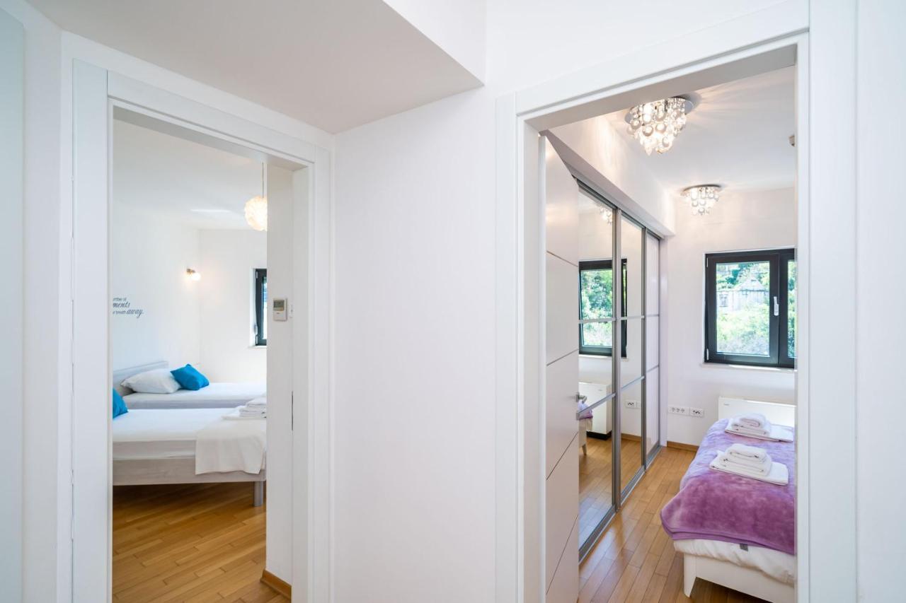 Two Bedroom Apartment Balcony City View