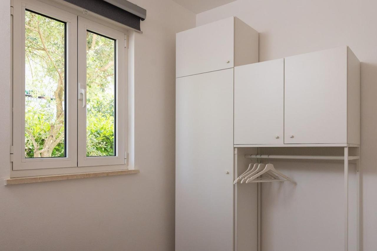 One-Bedroom Apartment Garden View