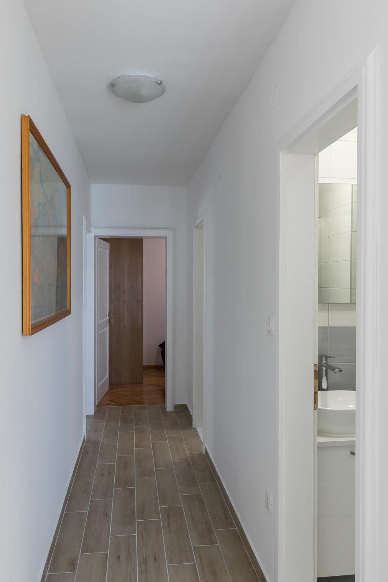 Three Bedroom Apartment Balcony Sea View