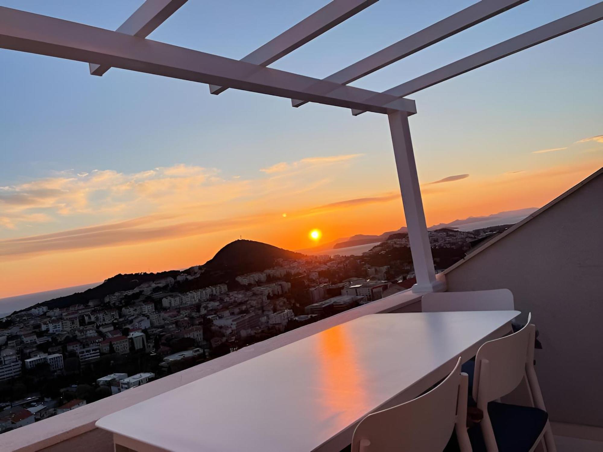 Apartment Sea View