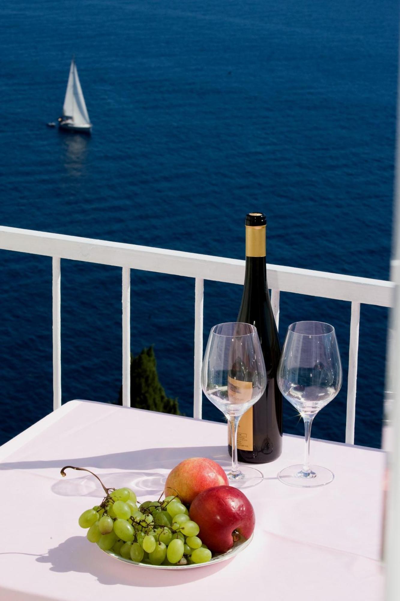 Premium One Bedroom Apartment Balcony Sea View