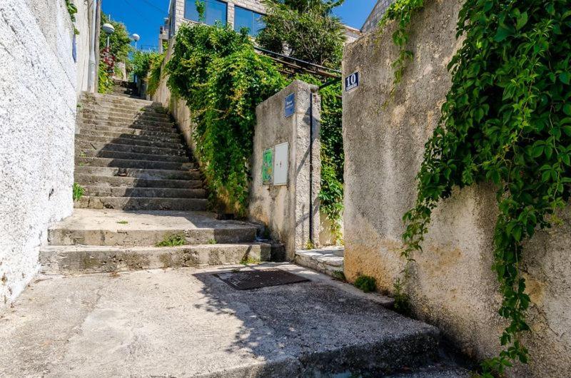 Apartment Ground Floor