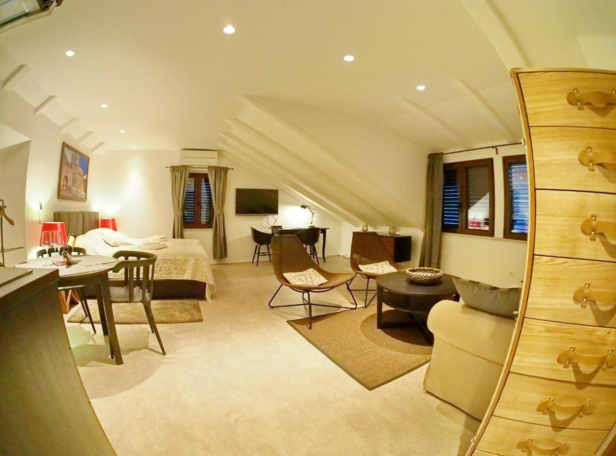 Comfort Studio