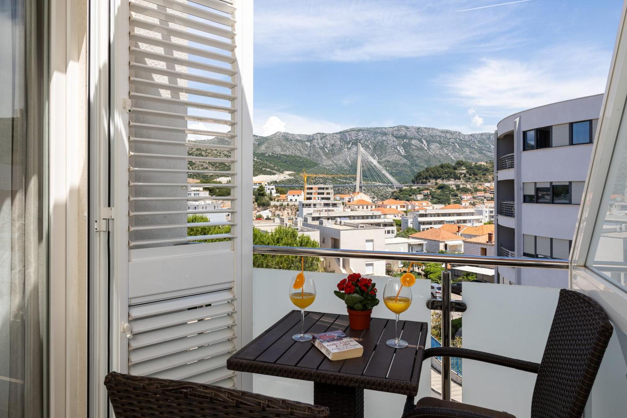 One-Bedroom Apartment Balcony
