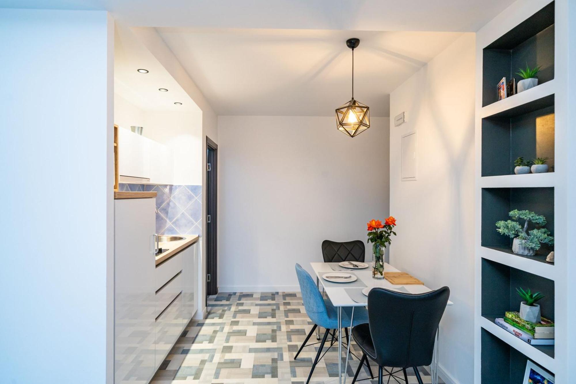 Studio Apartment Terrace