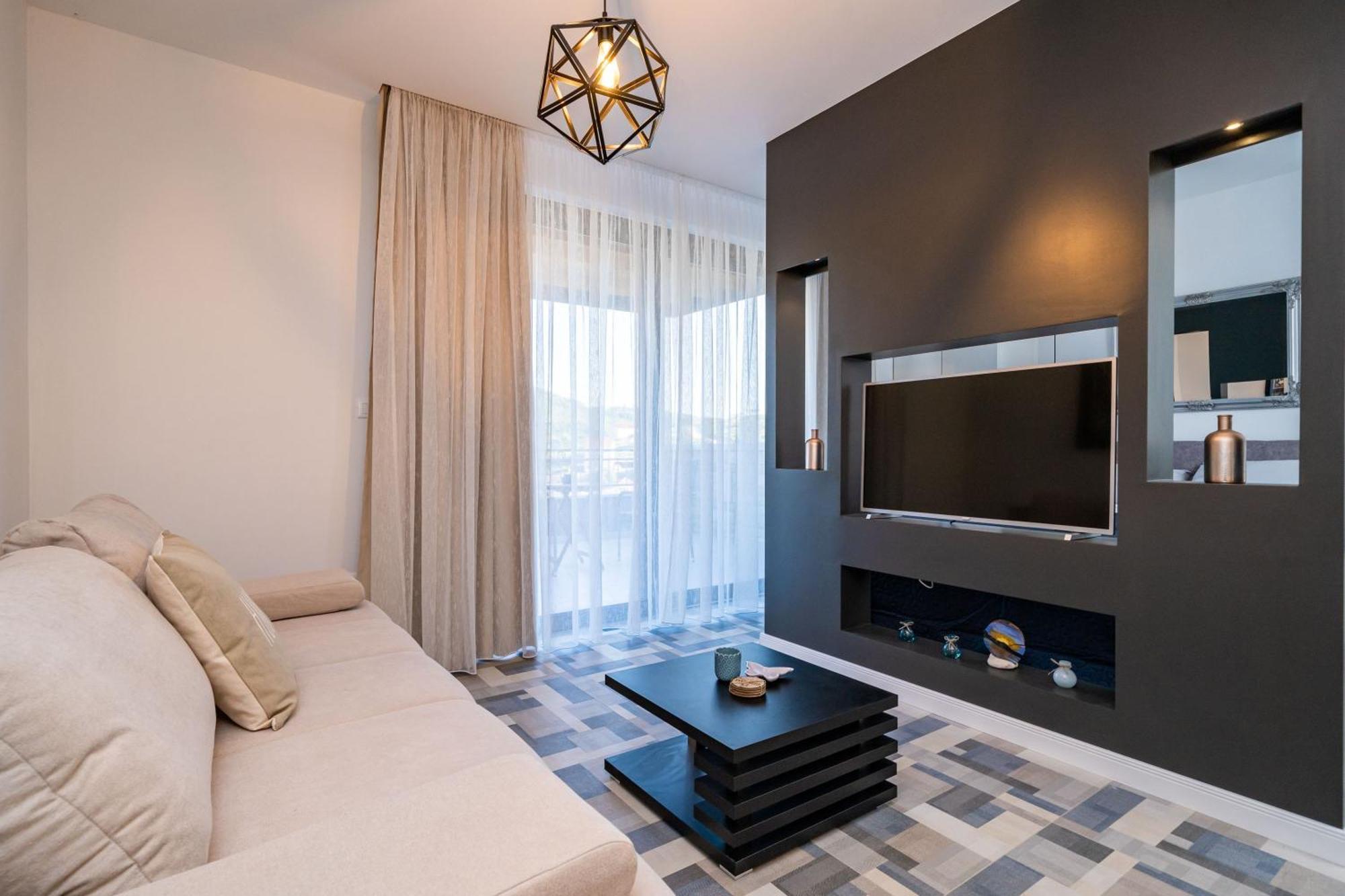 Studio Apartment Terrace
