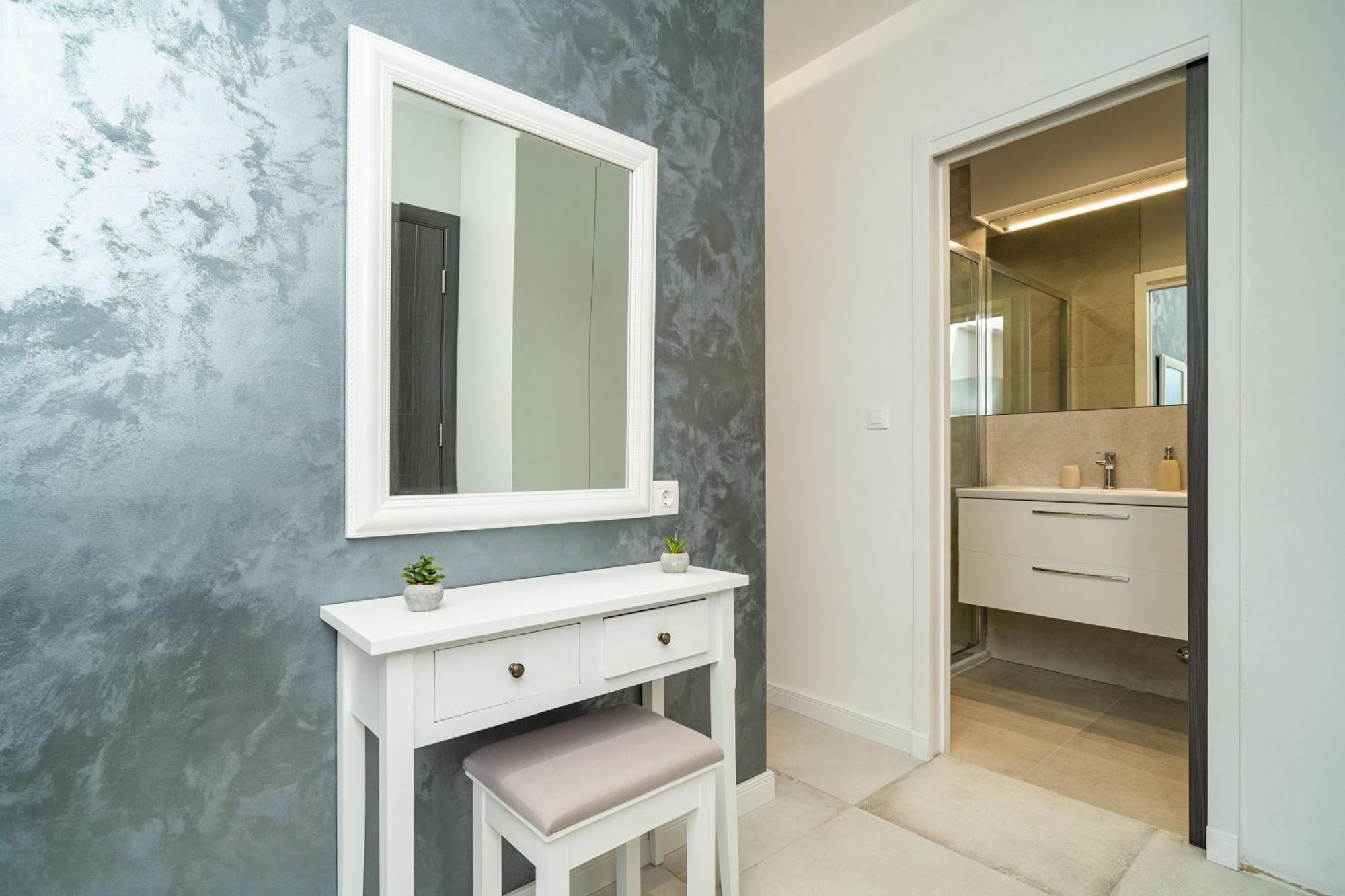 Studio Apartment Hot Tub