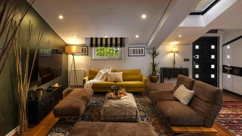 Penthouse Apartment