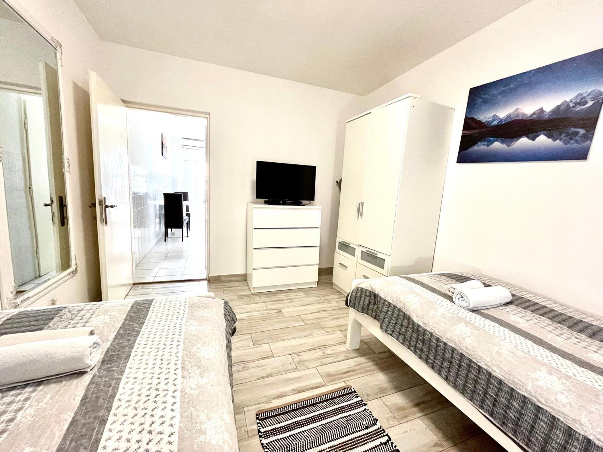 One Bedroom Apartment Garden View